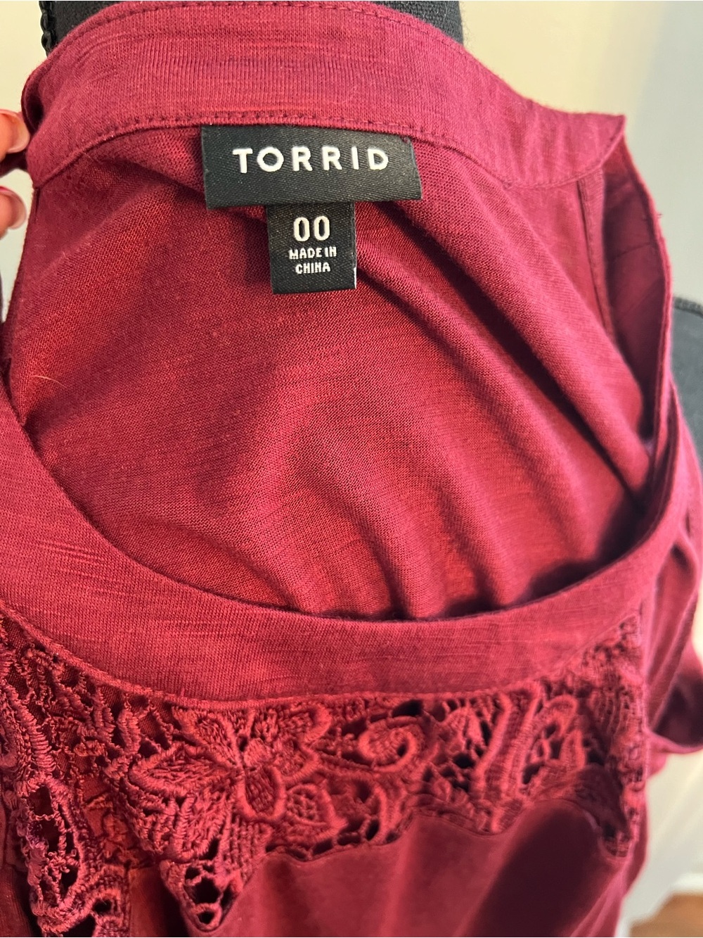 Torrid Wine Lace Yoke Cold Shoulder Blouse - Size 00 (10) - Picture 5 of 6